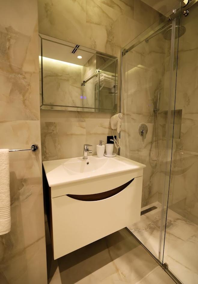 Tempo Studios Tirana Extérieur photo
